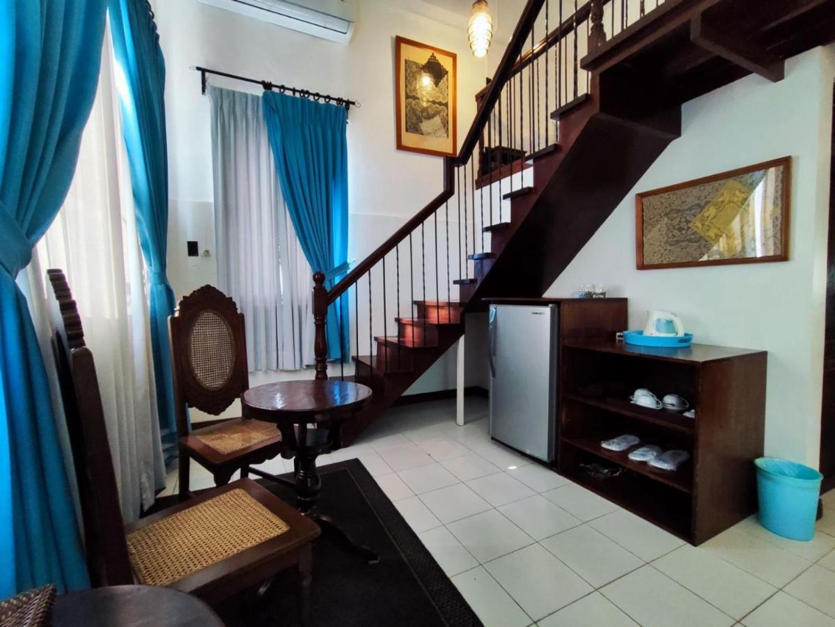 Paradores Del Castillo Taal Bagian luar foto
